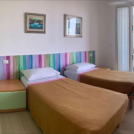 Vista Mare Con Ogni Comfort Varazze Eksteriør billede