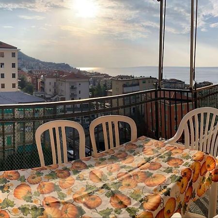Vista Mare Con Ogni Comfort Varazze Eksteriør billede