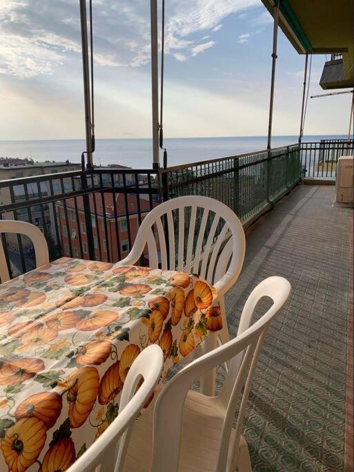 Vista Mare Con Ogni Comfort Varazze Eksteriør billede