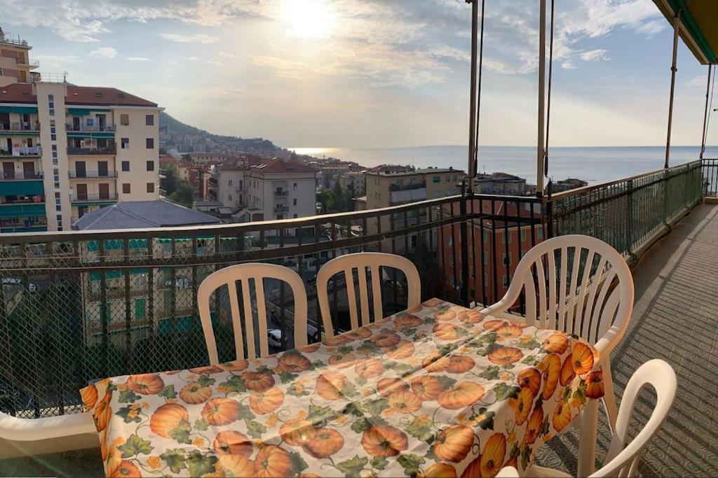 Vista Mare Con Ogni Comfort Varazze Eksteriør billede